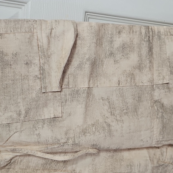 Zara - Picture 2 of 4